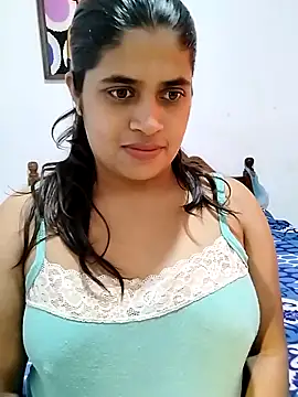 Snapshot of chanu174174 chatting on 11/13/25, 03:38 chanu174174 online show from 11/13/25, 03:38