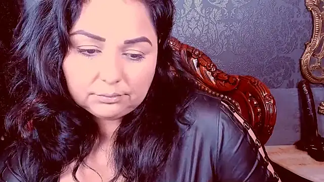 SelenaNoctis online show from 06/19/26, 04:50