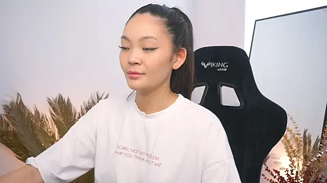 Peopleneedlove144 online show from 01/20/25, 08:52