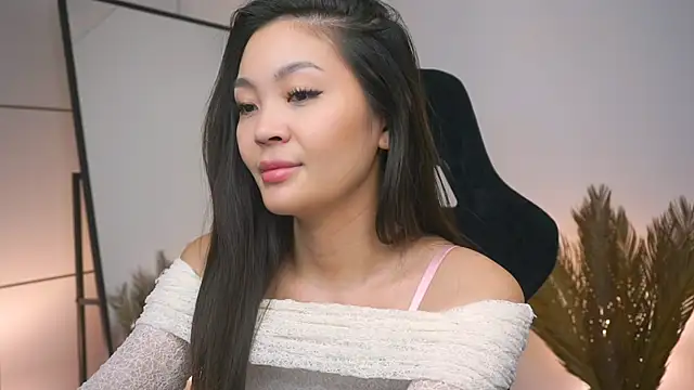 Peopleneedlove144 online show from 01/24/25, 06:14