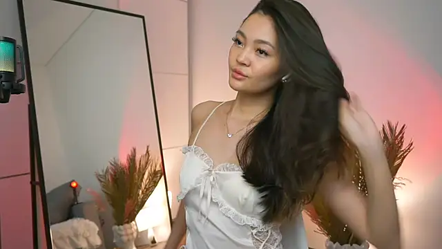 Peopleneedlove144 online show from 02/16/25, 06:21