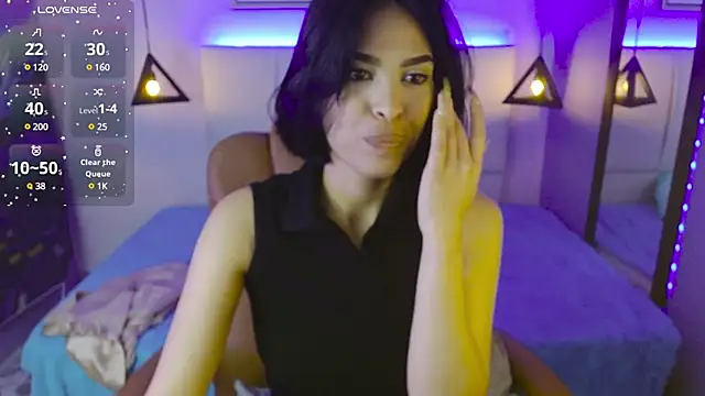 AlessiaVal  online show from 01/24/25, 12:31