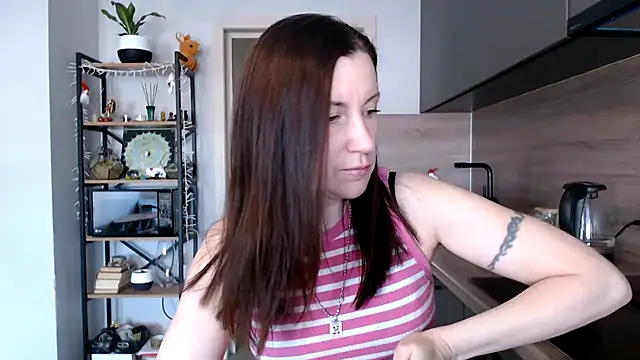 jainesummer online show from 03/18/25, 08:03