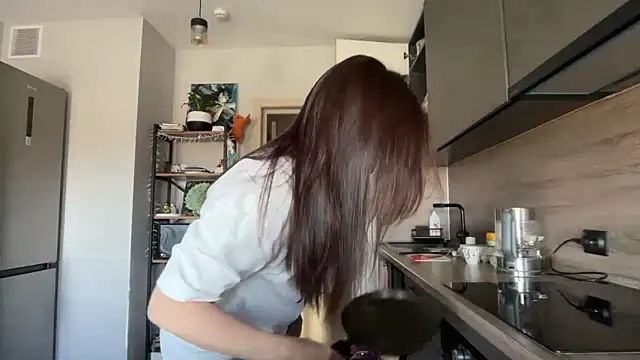 jainesummer online show from 04/08/26, 08:47