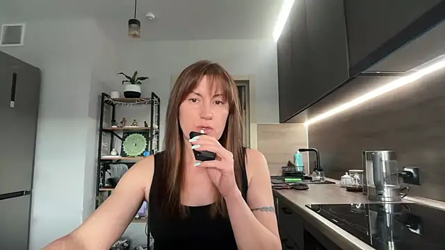 Snapshot of jainesummer chatting on 05/25/26, 04:13 jainesummer online show from 05/25/26, 04:13