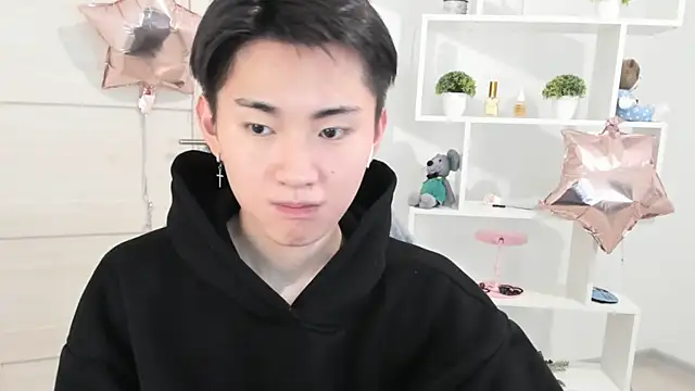 Miram Yu online show from 12/12/24, 07:48