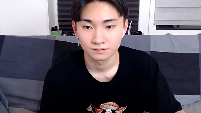 Miram Yu online show from 01/13/25, 08:48