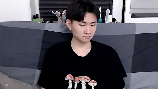 Miram Yu online show from 01/15/25, 08:16