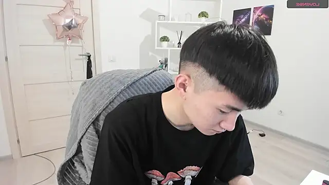 Miram Yu online show from 03/14/25, 04:10