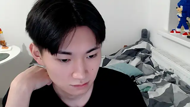 Miram Yu online show from 10/13/25, 02:55