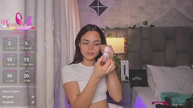 HannaRhodes online show from 03/08/25, 02:40