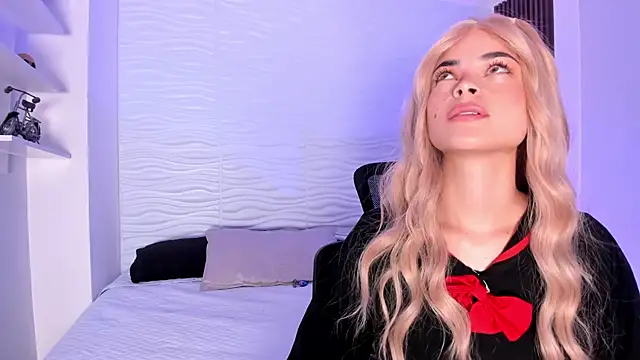 HannaRhodes online show from 09/17/25, 02:19