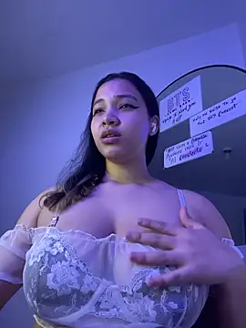 MadelineBenet online show from 01/18/26, 01:42