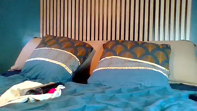 Snapshot of Cplhdef chatting on 03/02/26, 02:02 Cplhdef online show from 03/02/26, 02:02