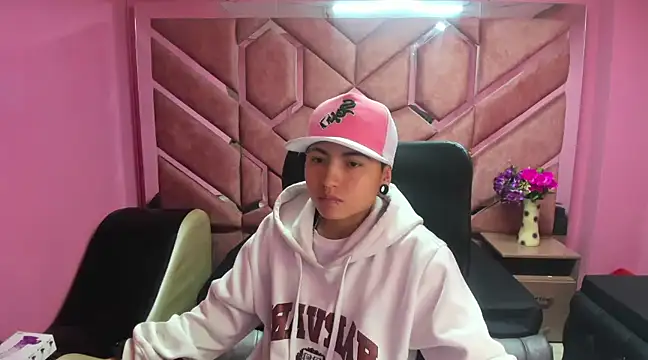 Snapshot of Im_Mathias chatting on 01/21/25, 02:43 Im Mathias online show from 01/21/25, 02:43