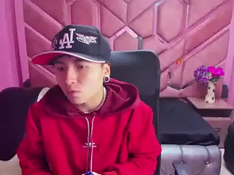 Snapshot of Im_Mathias chatting on 01/22/25, 03:20 Im Mathias online show from 01/22/25, 03:20