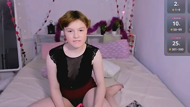 Snapshot of DreamyLuna chatting on 01/11/25, 11:35 DreamyLuna online show from 01/11/25, 11:35