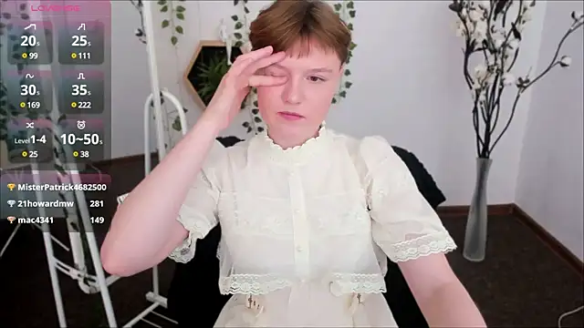 Snapshot of DreamyLuna chatting on 01/23/25, 03:26 DreamyLuna online show from 01/23/25, 03:26