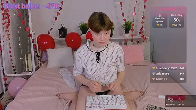 Snapshot of DreamyLuna chatting on 01/26/25, 08:57 DreamyLuna online show from 01/26/25, 08:57