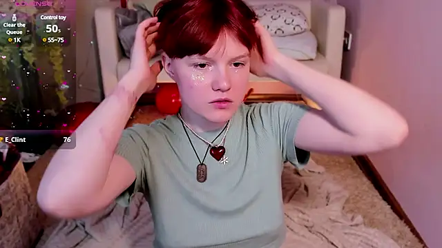 Snapshot of DreamyLuna chatting on 02/23/25, 12:19 DreamyLuna online show from 02/23/25, 12:19