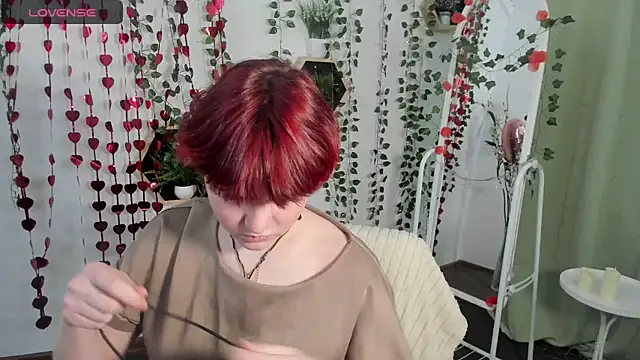 Snapshot of DreamyLuna chatting on 03/01/25, 08:31 DreamyLuna online show from 03/01/25, 08:31