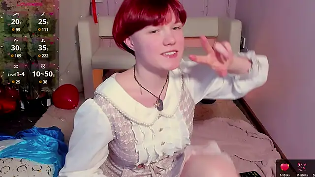 Snapshot of DreamyLuna chatting on 03/07/25, 12:15 DreamyLuna online show from 03/07/25, 12:15