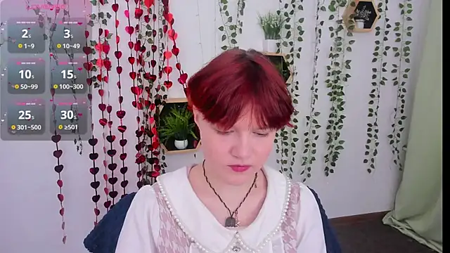 Snapshot of DreamyLuna chatting on 03/09/25, 08:42 DreamyLuna online show from 03/09/25, 08:42