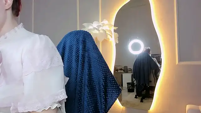 Snapshot of DreamyLuna chatting on 03/16/25, 08:43 DreamyLuna online show from 03/16/25, 08:43