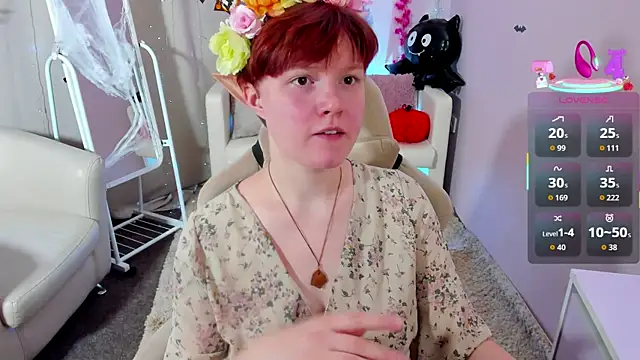 Snapshot of DreamyLuna chatting on 10/23/25, 08:29 DreamyLuna online show from 10/23/25, 08:29