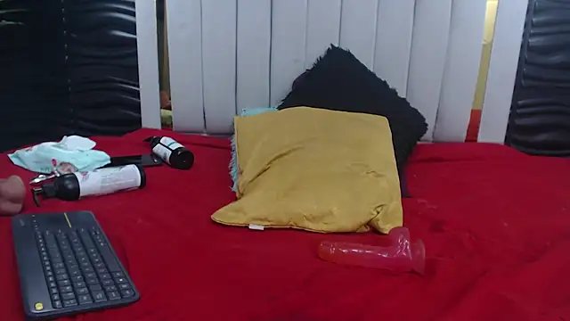 Melody Megann online show from 03/18/25, 11:52