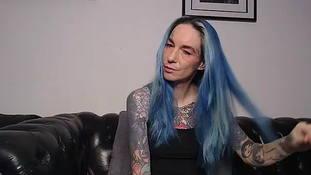 Snapshot of RavenryderUK chatting on 12/07/24, 09:44 RavenryderUK online show from 12/07/24, 09:44