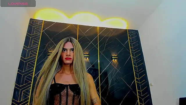 Snapshot of Isabella_stanford2 chatting on 02/20/25, 11:32 Isabella stanford2 online show from 02/20/25, 11:32