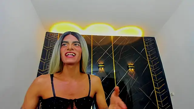 Snapshot of Isabella_stanford2 chatting on 02/23/25, 11:58 Isabella stanford2 online show from 02/23/25, 11:58