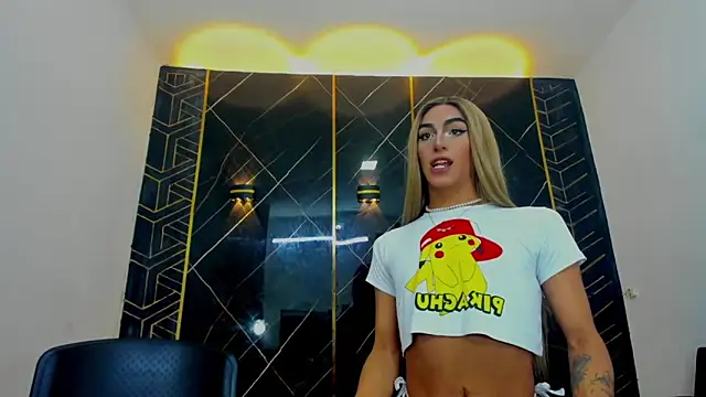 Snapshot of Isabella_stanford2 chatting on 03/07/25, 04:02 Isabella stanford2 online show from 03/07/25, 04:02