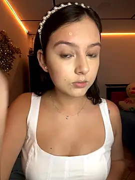 kanne mia online show from 11/26/25, 06:31