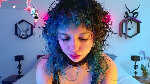 Sweet Chaos online show from 11/12/25, 05:46