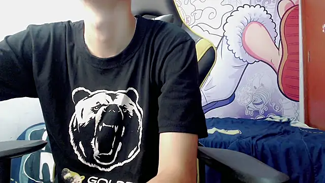 Snapshot of johnny_cagee chatting on 12/20/24, 05:04 johnny cagee online show from 12/20/24, 05:04