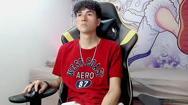 Snapshot of johnny_cagee chatting on 01/06/25, 03:09 johnny cagee online show from 01/06/25, 03:09