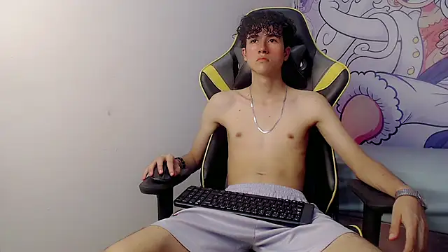 Snapshot of johnny_cagee chatting on 02/04/25, 10:10 johnny cagee online show from 02/04/25, 10:10