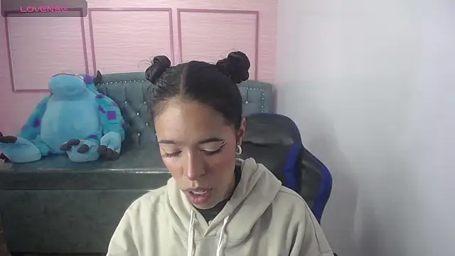 stephania t online show from 03/01/25, 10:34