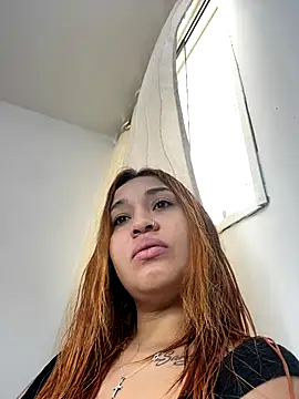 Alba Grey online show from 12/15/25, 04:22