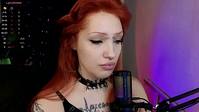 Snapshot of violetviolator chatting on 01/30/25, 06:46 violetviolator online show from 01/30/25, 06:46