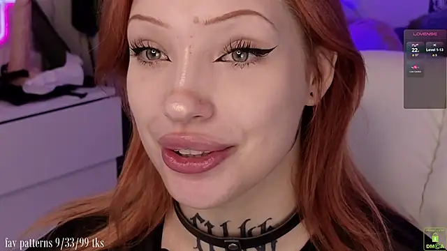 Snapshot of violetviolator chatting on 11/15/25, 04:10 violetviolator online show from 11/15/25, 04:10