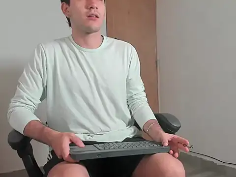 leo030809 online show from 03/26/26, 10:26