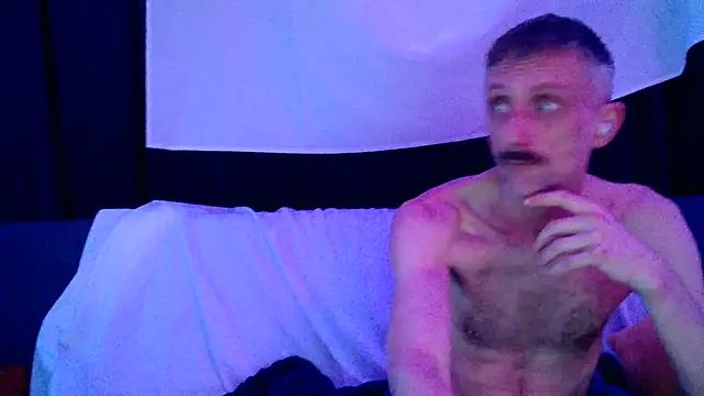 Snapshot of unclestefansdick chatting on 12/07/24, 12:56 unclestefansdick online show from 12/07/24, 12:56