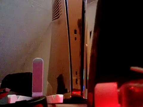 Snapshot of unclestefansdick chatting on 12/27/24, 03:04 unclestefansdick online show from 12/27/24, 03:04