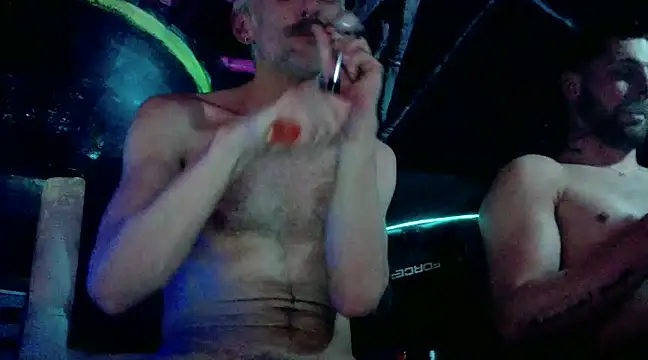 Snapshot of unclestefansdick chatting on 01/15/25, 09:13 unclestefansdick online show from 01/15/25, 09:13