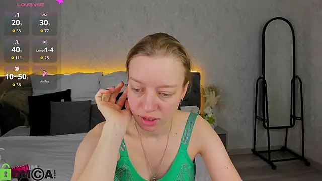 Michelle Blond online show from 02/07/26, 09:24