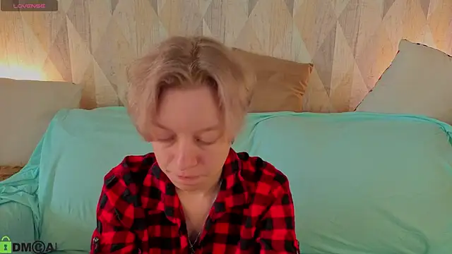 Michelle Blond online show from 07/16/26, 01:11