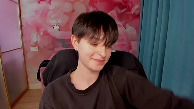 EmiliaYours online show from 12/21/24, 03:53